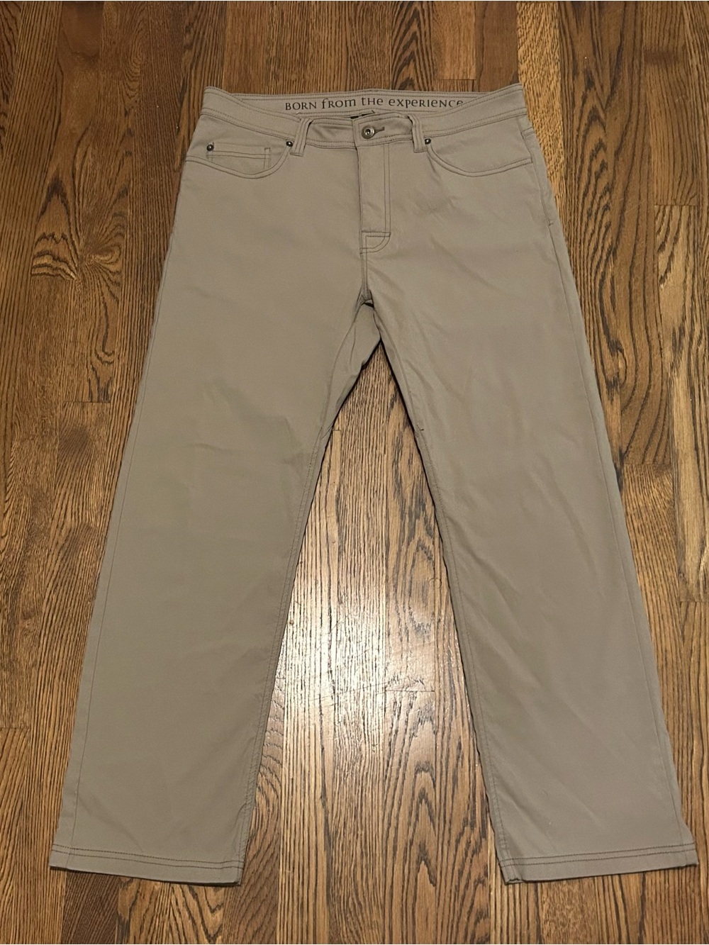 Prana Men's slim fit breath RN124977 khaki color size 34x30 like new